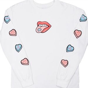 EMMA CHAMBERLAIN VDAY MERCH (size L)